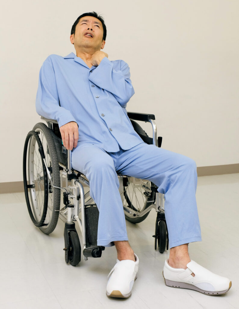 この患者さん、どう食事介助する?